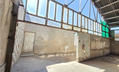 Bodega - Taller a una cuadra de la Carlos Amaya. Juárez Chih.