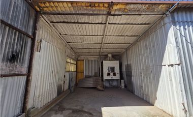 Bodega - Taller a una cuadra de la Carlos Amaya. Juárez Chih.