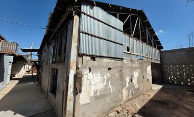 Bodega - Taller a una cuadra de la Carlos Amaya. Juárez Chih.