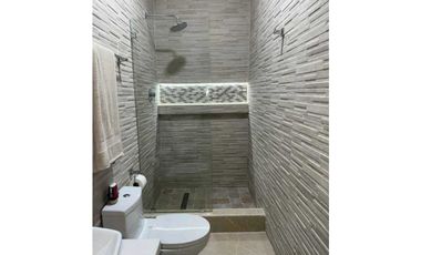 ALQUILER CASA AMOBLADA EN TUMBA MUERTO 100M2