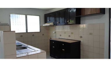 ALQUILO CASA DE 4 HAB SIN MUEBLES EN DAVID