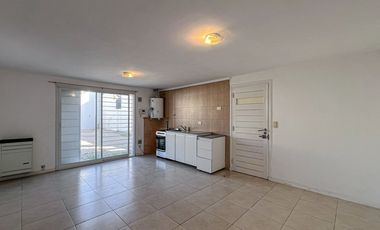 Venta PH 2 ambientes PB c cochera apto cr SIN EXP.