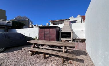 Venta PH 2 ambientes PB c cochera apto cr SIN EXP.