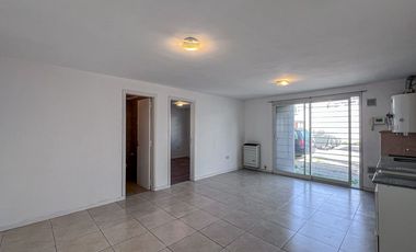 Venta PH 2 ambientes PB c cochera apto cr SIN EXP.