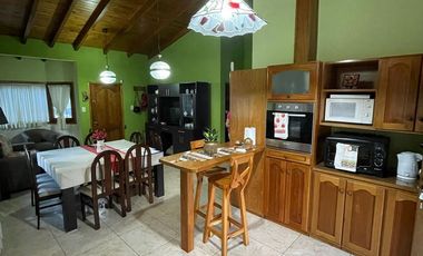Casa en venta - 2 Dormitorios 1 Baño - General Alvear