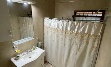 Casa en venta - 2 Dormitorios 1 Baño - General Alvear