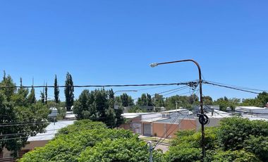 Casa en venta - 4 Dormitorios 2 Baños - General Alvear