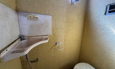 Venta. Casa. 4 ambientes. Cochera. Consultorio. Parque. Cochera. Don Bosco.