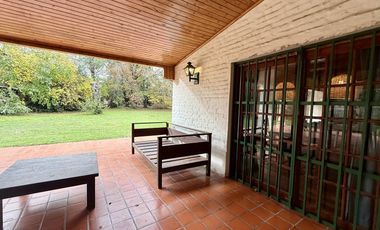 Descubrí la casa de campo de tus sueños en La Araucaria| Lobos