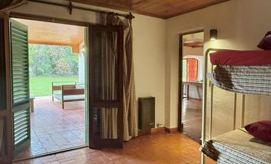 Descubrí la casa de campo de tus sueños en La Araucaria| Lobos