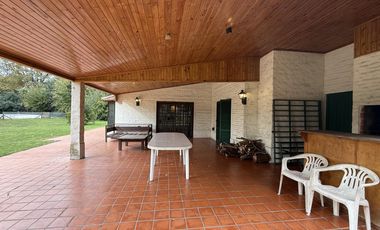 Descubrí la casa de campo de tus sueños en La Araucaria| Lobos