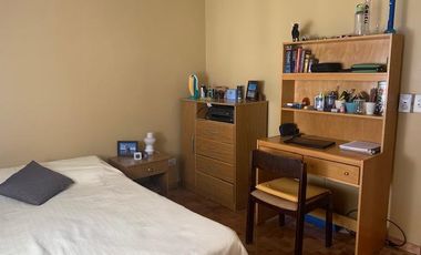 Venta en block, dos casas PH al fondo - Martínez