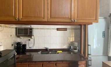 Venta en block, dos casas PH al fondo - Martínez