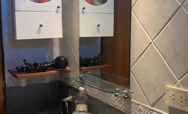 Venta en block, dos casas PH al fondo - Martínez