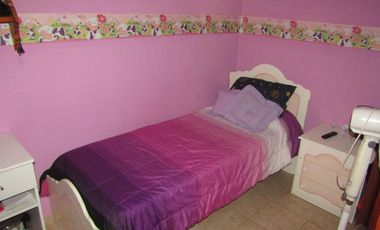 Casa en Venta, 5 ambientes, Quilmes, garage , amplio patio, pileta mas departamento