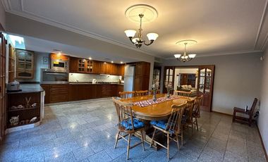 Importante Casa en Venta en Mendoza Ciudad