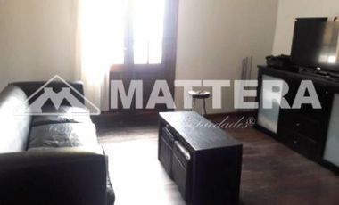 CASA DE 7 AMBIENTES CON PATIO Y TERRAZA A LA VENTA. ZONA BARRACAS