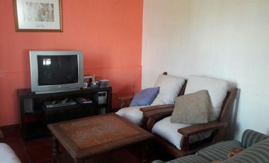 Departamento en venta - 5 Dormitorios 3 Baños - Ayacucho