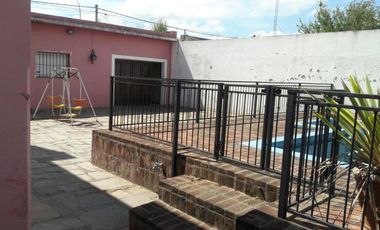 Departamento en venta - 5 Dormitorios 3 Baños - Ayacucho