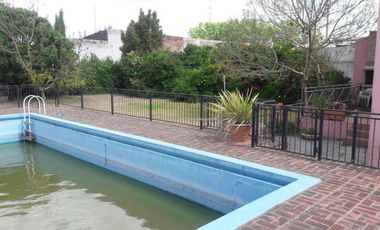 Departamento en venta - 5 Dormitorios 3 Baños - Ayacucho