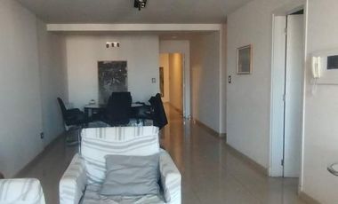 Departamento de lujo en  Bv. Chacabuco frente Palacio de Ferreyra