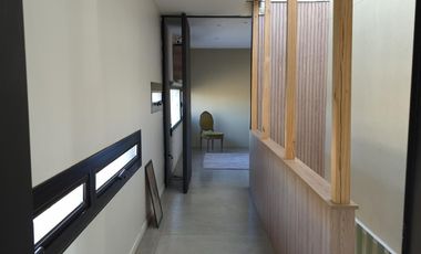 En Venta Dúplex de Diseño Terminaciones de Primera / B° Los Tordos Cipolletti /3 dorm /Apto Crédito