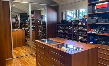 Casa en venta - Banfield (Larrea 760)