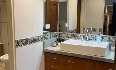 Casa en venta - Banfield (Larrea 760)