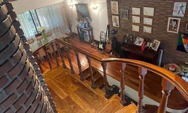 Casa en venta - Banfield (Larrea 760)