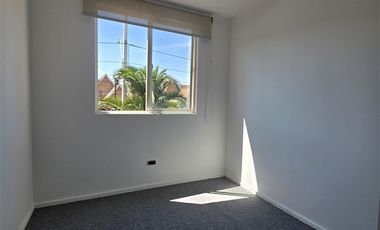 Casa en Arriendo en Salar Ascotán, Pudahuel