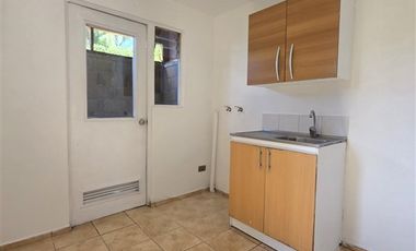 Casa en Arriendo en Salar Ascotán, Pudahuel