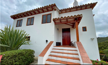 Encenillos de Sindamanoy - Lujosa Casa de Campo