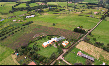 Hermosa Finca 8 Fanegadas en Subachoque