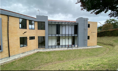 Casa campestre de lujo en Tabio-rio frio