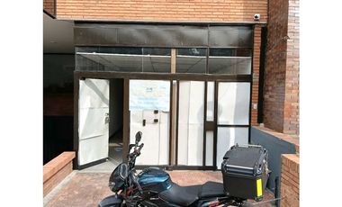 Local Comercial Nro. 101 en Santa Barbara - Bogotá