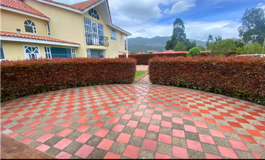 Vendo Lujosa propiedad en Tabio