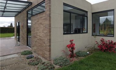 Vendo Hermosa Casa en Condominio, Tenjo