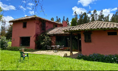 Finca con caballerizas en Chia