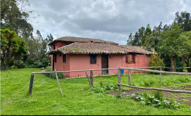Finca con caballerizas en Chia