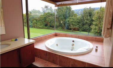 Casa De Lujo en Subachoque