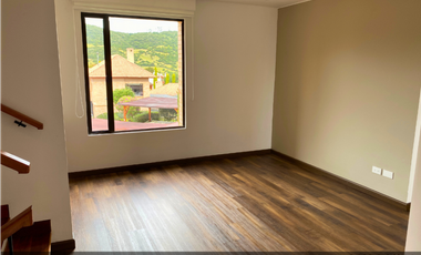 Hermosa casa de lujo en Encenillos de Sindamanoy venta o alquiler