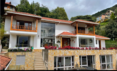 Vendo lujosa popiedad en cota