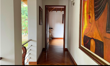 Vendo lujosa popiedad en cota