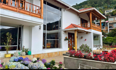 Vendo lujosa popiedad en cota