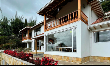 Vendo lujosa popiedad en cota