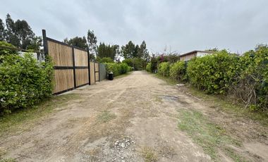 VENTA CASA DE CAMPO CONDOMINIO FUNDO VALLE ESCONDIDO – 2,465 m2