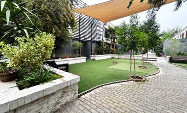 Casa en arriendo en LA REINA