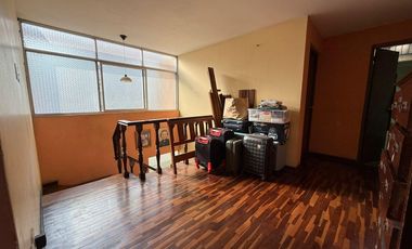 Venta Casa Con Amplio Jardin Interior En Valle Hermoso Surco