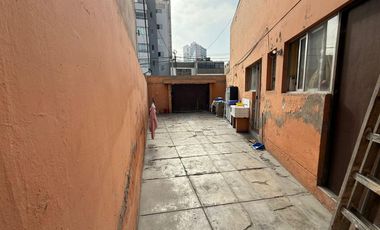 Venta Casa Con Amplio Jardin Interior En Valle Hermoso Surco