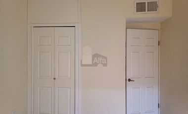 Casa en Renta en Jardines de Aragon-Cerrada Toledo